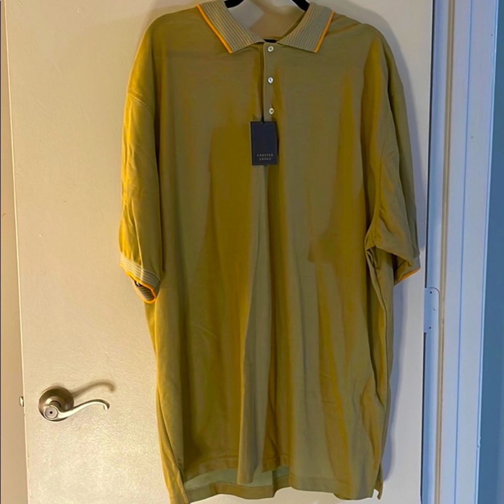 NWT 💛- CHESTER GREGG MENS TAN POLO WITH CONTRAST COLLAR AND SLEEVE BANDING